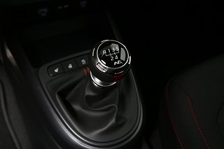 Halvkombi Hyundai i10 16 av 21