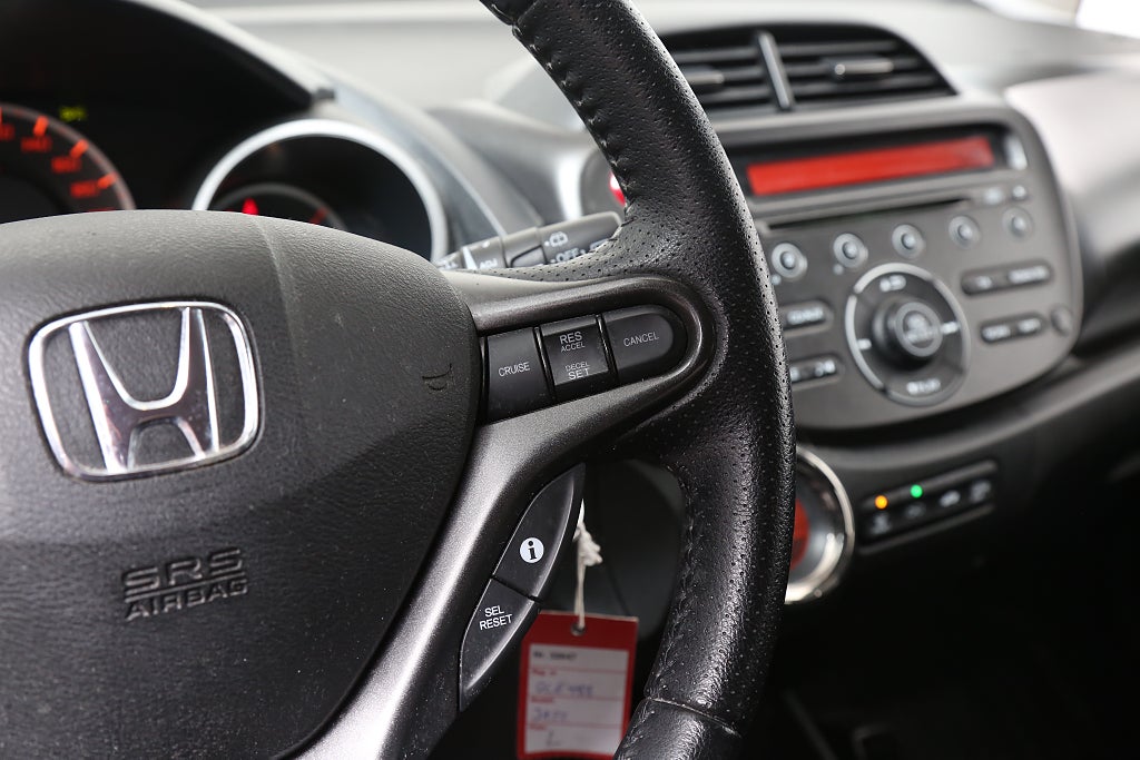 Honda Jazz 1,3 i-VTEC Comfort Plus 5D Farthållare Motorvärmare 2014