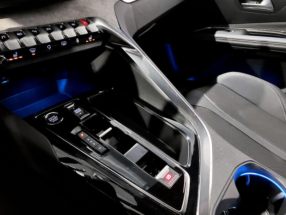 Bild på Peugeot 3008 GT 1.2 PT 130hk Aut B-KAMERA CARPLAY
