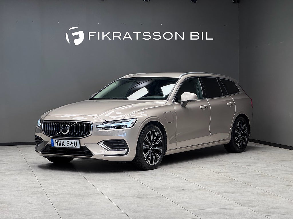 Volvo V60 Recharge T6 AWD / Drag / 360-kamera 
