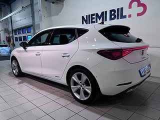 Seat Leon León e-Hybrid FR Cockpit Kamera Rattvärme S/V-hjul