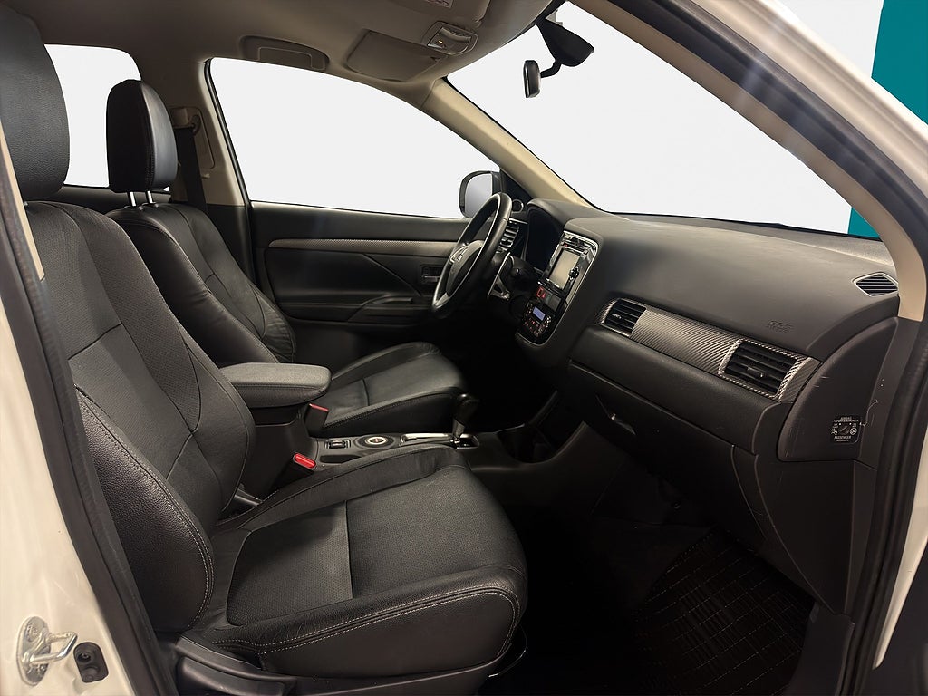 Mitsubishi Outlander 2.2 Di-D 4WD Business 7-sits, Läder, Kamera