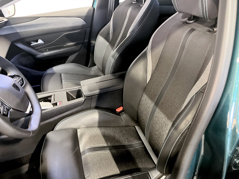 Bild på Peugeot 308 sw Allure Hybrid 145hk Aut B-KAMERA CARPLAY