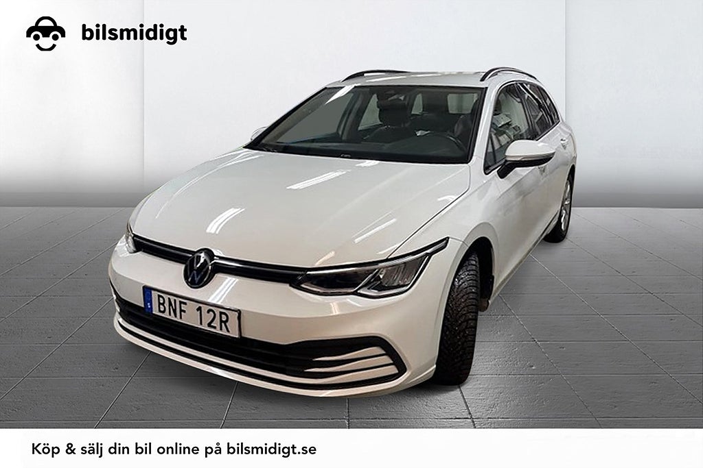 Volkswagen Golf Sportscombi 1.5 eTSI Aut Drag Värmare Cockpit