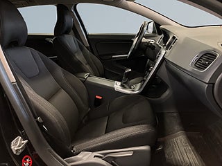 Volvo V60 T3 Classic Edition Drag Värmare Navi Rattvärme S&V – bild 10