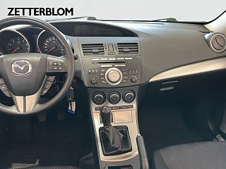 Halvkombi Mazda 3 10 av 21