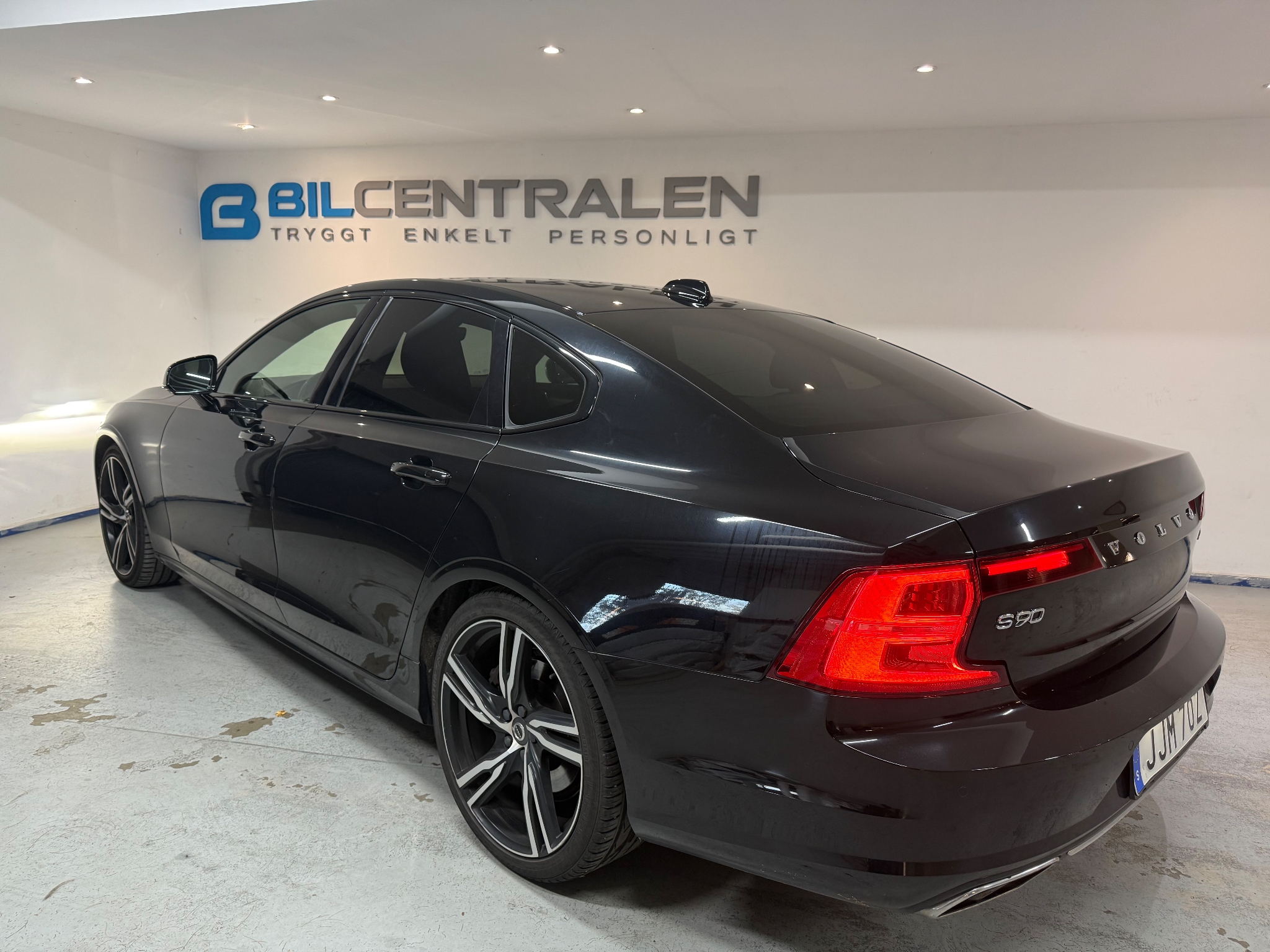 Volvo S90 D5 AWD Geartronic 2020, bild 3/46