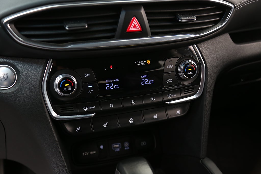 Hyundai Santa Fe 2,2 CRDi 200hk Premium AWD Aut Extraljus Motorv Drag 2020