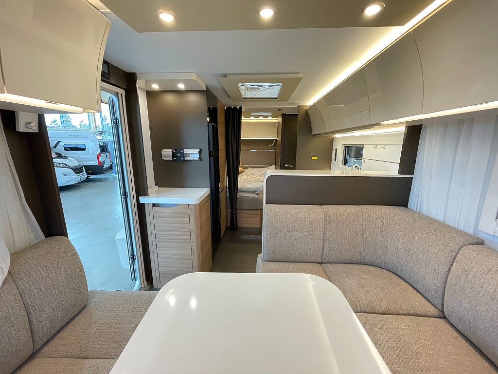 Adria Alpina 573 UP / ALDE / Ugn / Panorama / 1779kr/mån / Cityvatten  - Adria