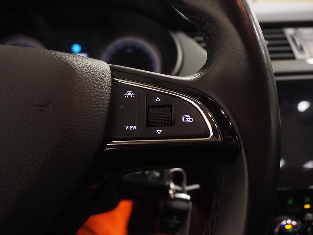 Skoda Octavia 2.0 TDI 184hk 4x4 Style |Drag|D-värm|Kamera| 2020