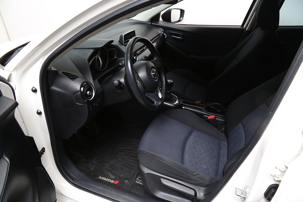 Mazda 2 1,5 SKYACTIV-G 90hk Core 5-dörrar 2015