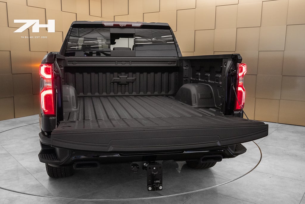 Chevrolet Silverado 1500 High Country Midnight / 360° / Taklucka / BOSE®