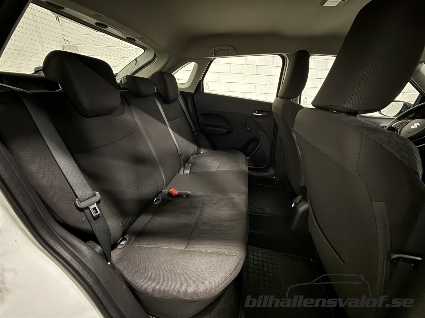 Suzuki Baleno 1.0 Boosterjet Select 2017, photo 7/10