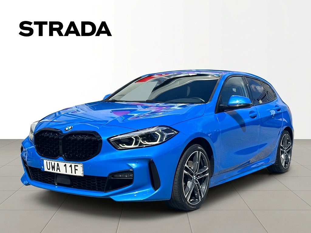 BMW 118I 3 års garanti | M-sport | 1-ägare | Moms| B-kamera