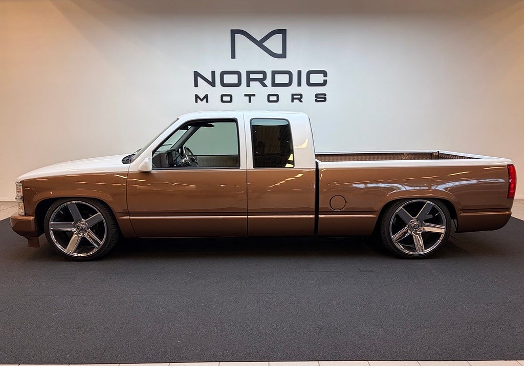 Chevrolet C1500 Extended Cab 5.7 V8 TBI Hydra-Matic, 213hk