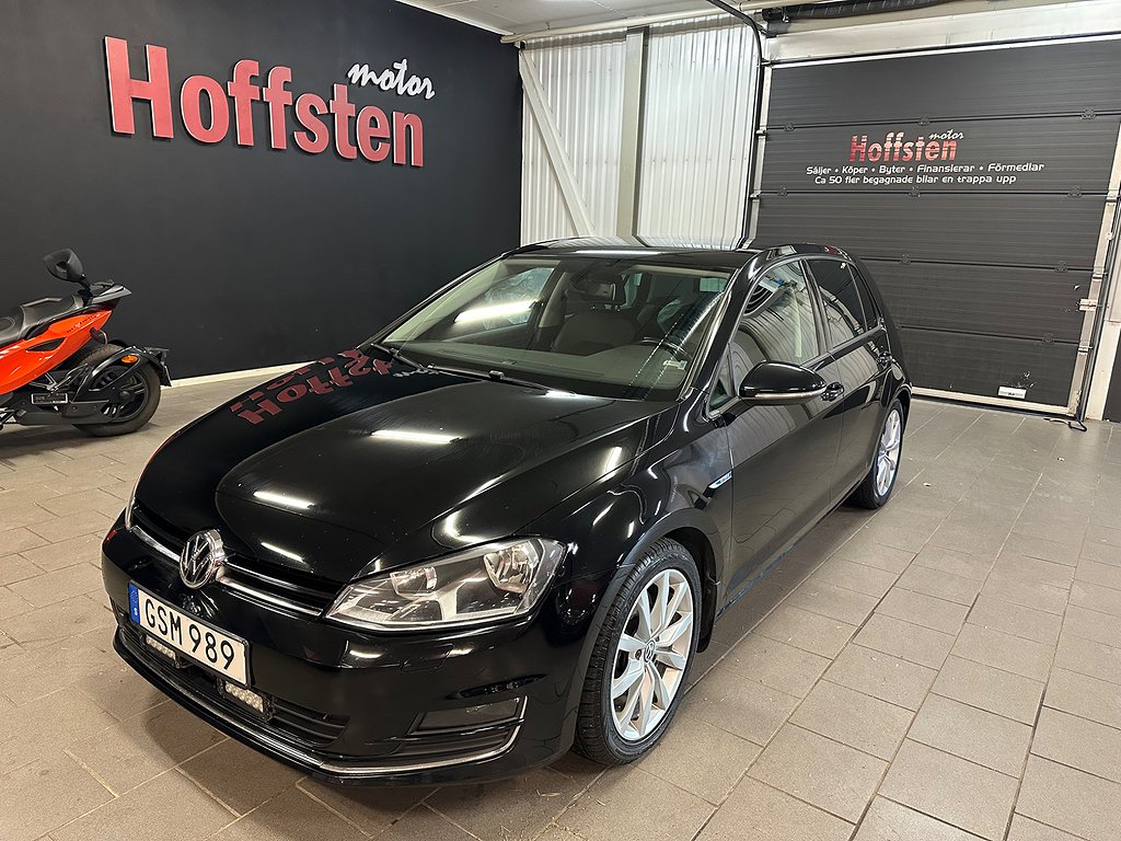 Volkswagen Golf 5-dörrar 2.0 TDI 4Motion R-Line / B-Kamera