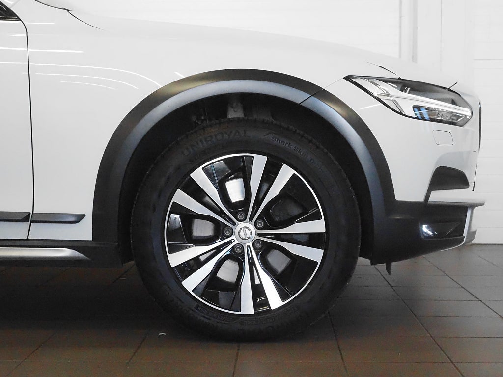 Volvo V90 Cross Country D4 AWD Geartronic Advanced SE II 190hk | Drag 2020