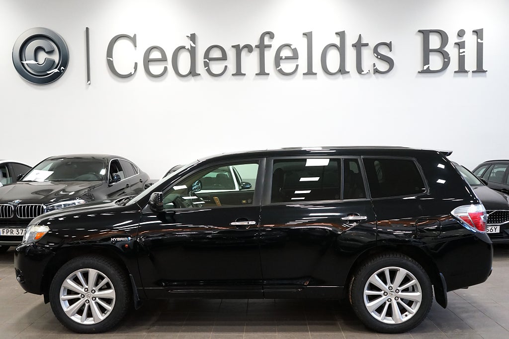 Toyota Highlander 3.3 V6 Hybrid 4WD-i Drag Taklucka 7-sits Nybesiktigad 