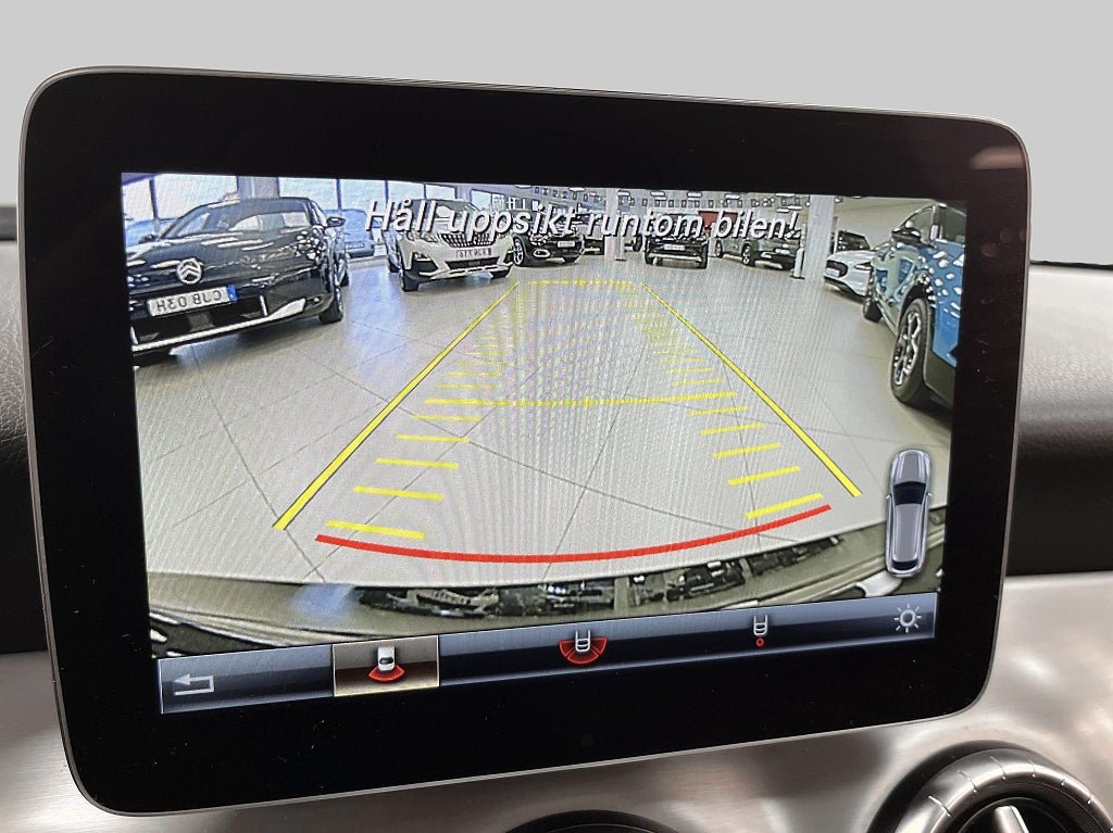Mercedes-Benz CLA 180 180 Shooting Brake 7G-DCT AMG Line Euro 6 – bild 21