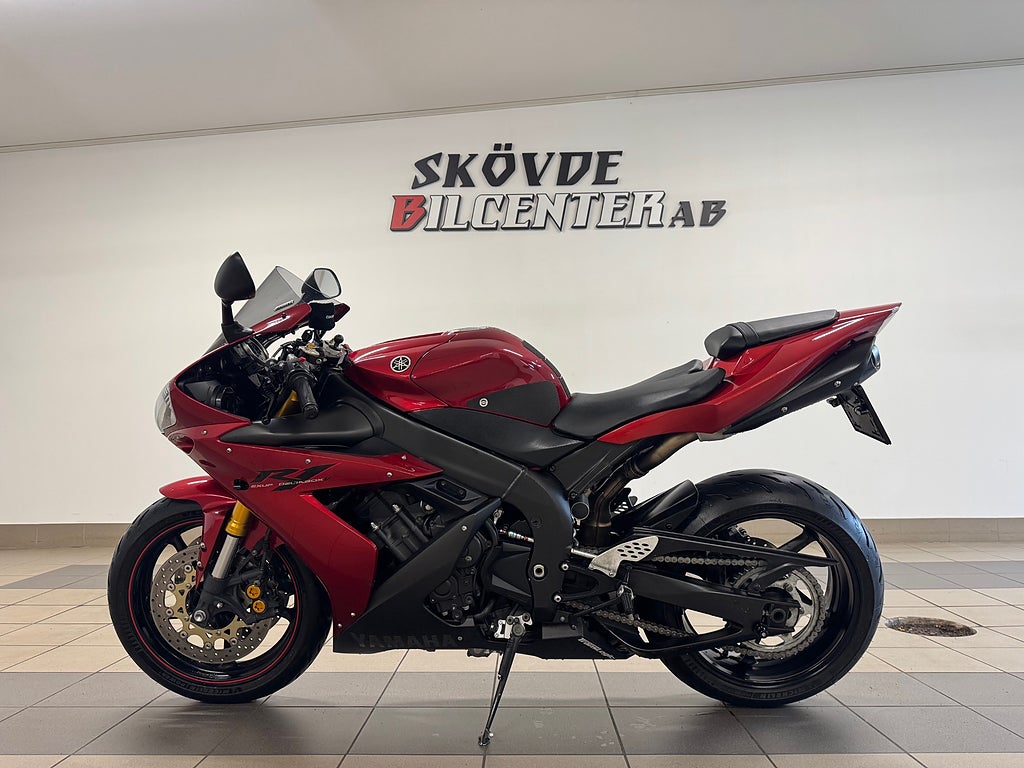 Yamaha R1 Svensksåld / 2000Mil / Quick Shifter / Finans 
