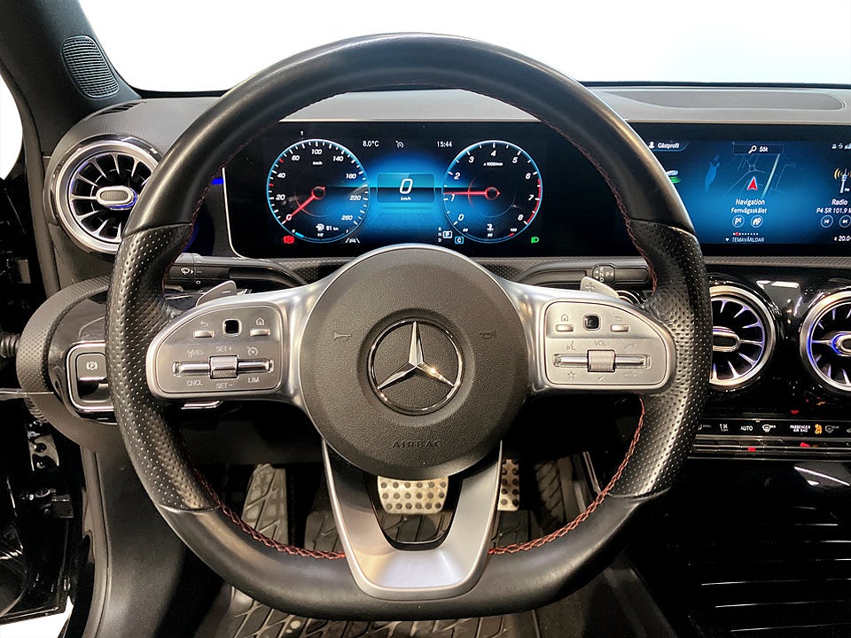 Bild på Mercedes-Benz A200 AMG PREMIUM NIGHT PACK 163hk Aut B-KAMERA CARPLAY