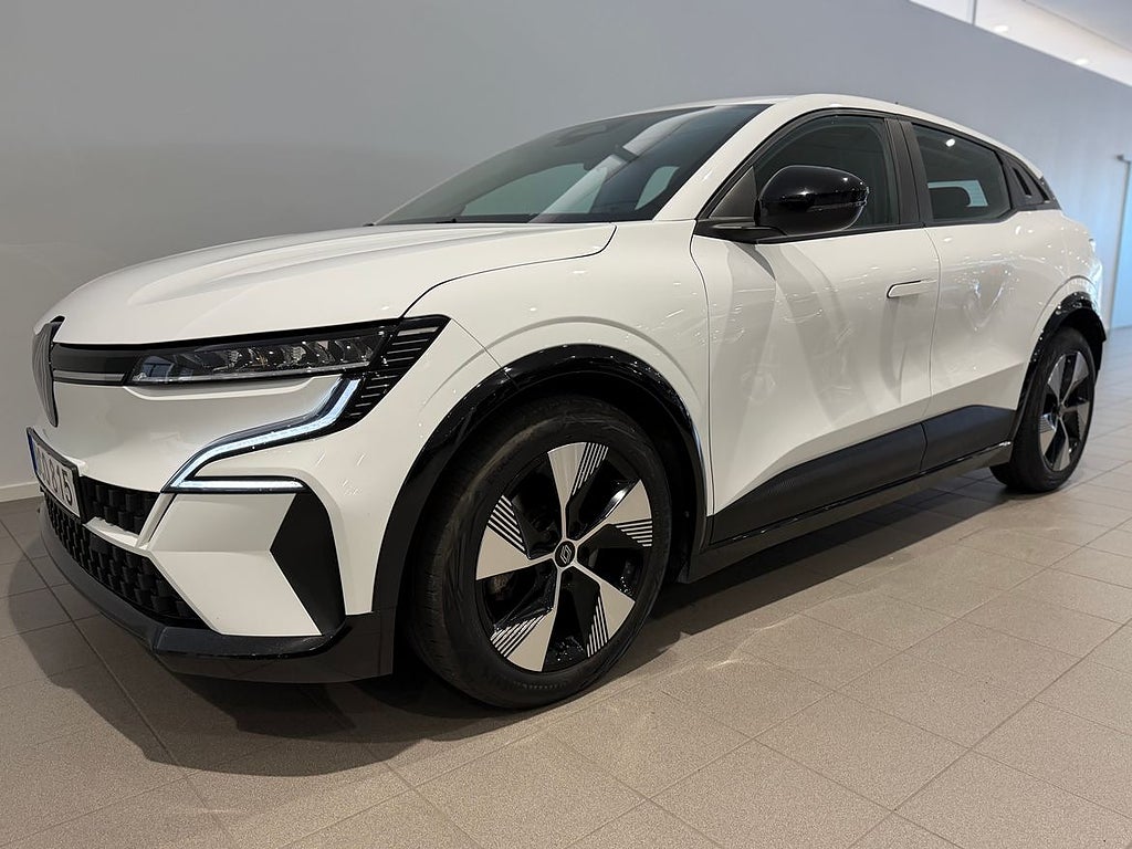 Renault Mégane E-TECH Equilibre 40kWh/130hk / Adaptiv far...