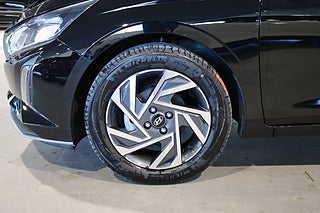 Halvkombi Hyundai i20 7 av 23