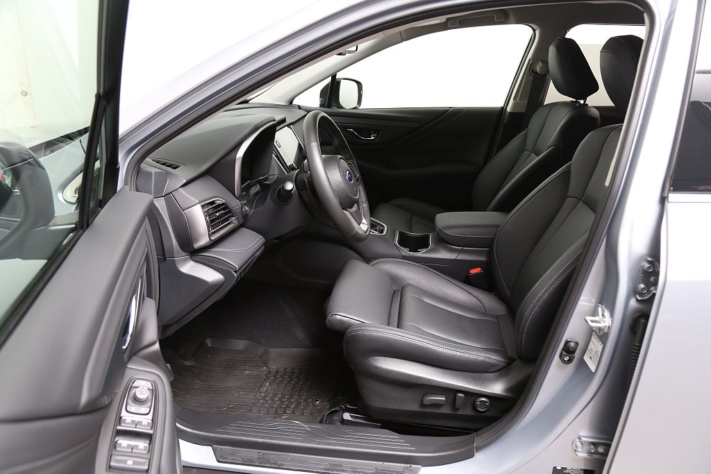 Subaru Outback 2.5 4WD XFuel Limited | Låg skatt! 2024