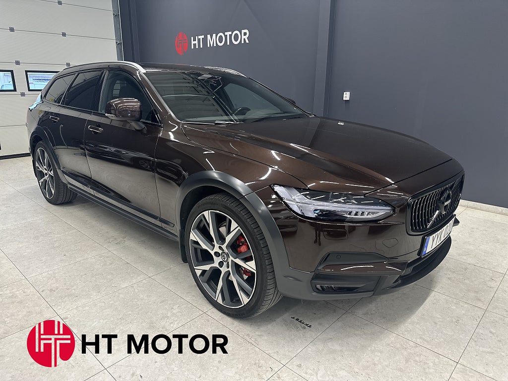 Volvo V90 Cross Country D4 AWD Geartronic Inscription Pro/PANO/DRAG/NAV/P-SENS