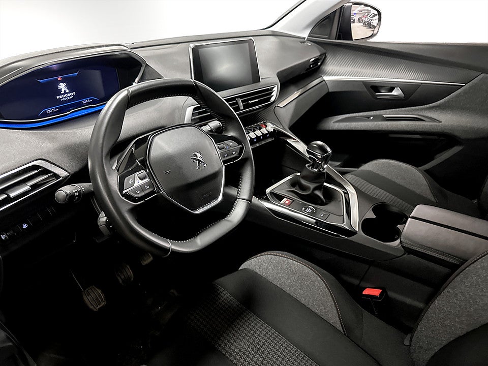 Bild på Peugeot 3008 Active Pack 1.2 PT 130hk KAMPANJRÄNTA 3,99%