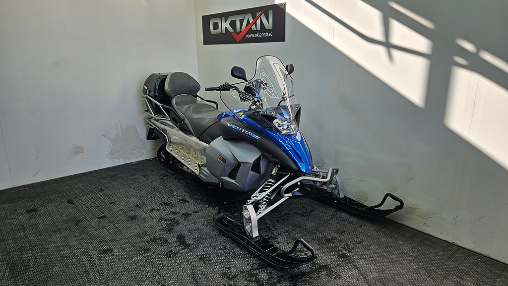 Yamaha VENTURE 