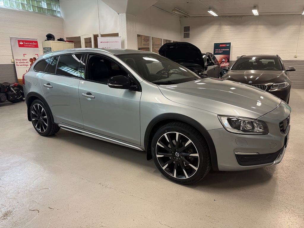 Volvo V60 Cross Country D4 AWD Geartronic Classic Pro Eu6 Drag 