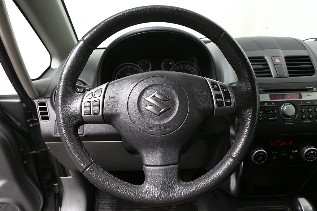 Suzuki SX4 1,6 VVT 120hk Automat Motorvärmare 2011