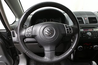 Halvkombi Suzuki SX4 12 av 20