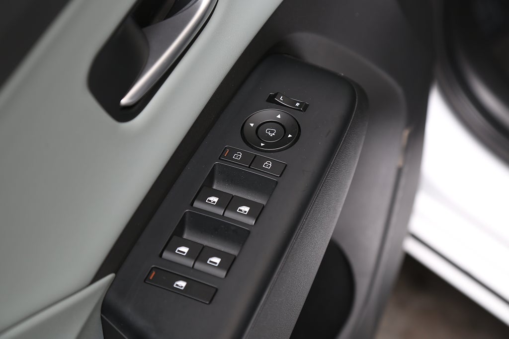 Hyundai Kona EV Long Range Advanced | Head-up 360-kamera Tvåtonslack 2024