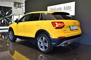 Kombi Audi Q2 3 av 17