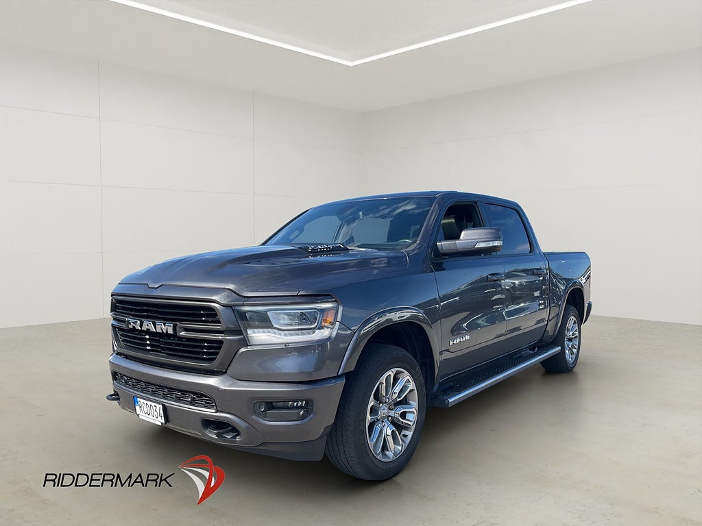 Dodge RAM 1500 Laramie V8 4x4 Kamera Luft Pano H/K Diff Moms