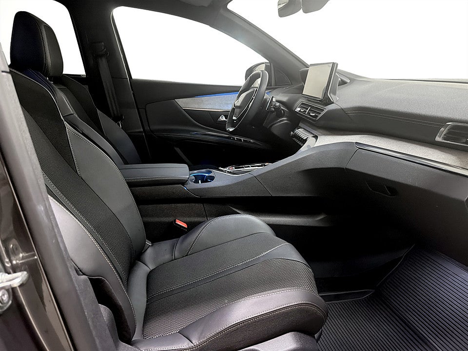 Bild på Peugeot 5008 GT Black Pack 1.2 PT 130hk Aut - 7-SITS, NAVI