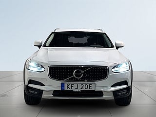 Volvo V90 Cross Country D4 AWD Inscription Drag Pvärm CarPlay S/V-hjul – bild 2