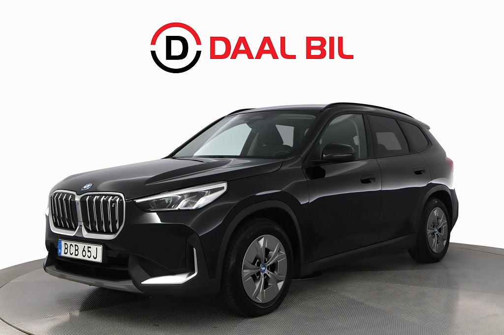 BMW iX1 XDRIVE30 306HK 64,7kWh DRAG B-KAMERA VÄRMARE NAVIGATION