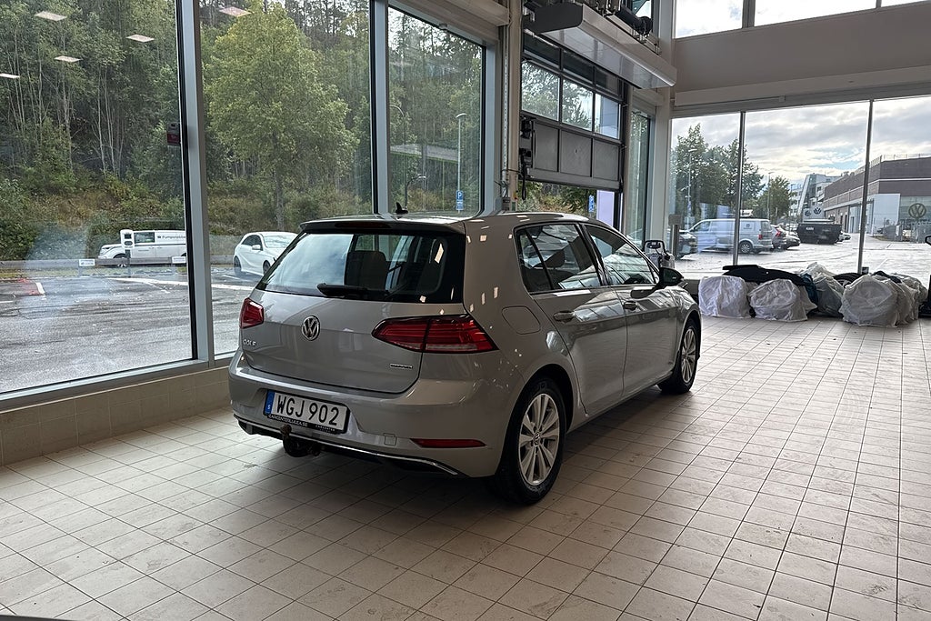 Volkswagen Golf I 5-dörrar 1.4 TSI 125Hk MultiFuel Kamera/Drag/CarPlay