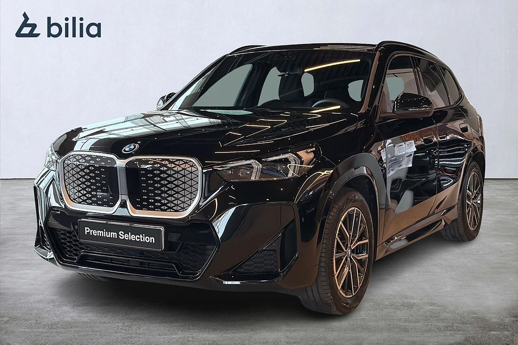 BMW iX1 xDrive 30 M Sport | Innovation | 360° | HUD | Drag 