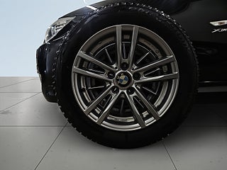 BMW 320D xDrive Touring Comfort MVärm/S&V/Psens/Kamkedja – bild 17