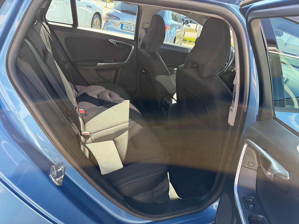 Volvo V60 D2 Manuell, 115hk