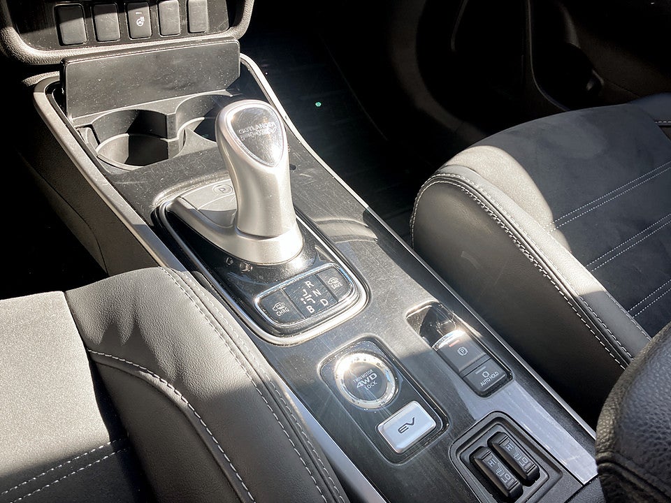 Bild på Mitsubishi Outlander Fleet Edition PHEV 203hk Aut 4WD B-KAMERA DRAG CARPLAY