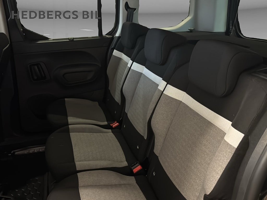 Citroën e-Berlingo 136hk Shine 5 sits 50kwh thumbnail