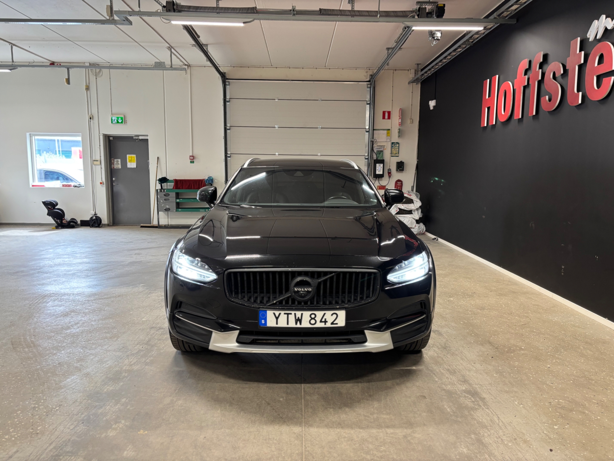 Volvo V90 Cross Country 2019, kuva 7/39