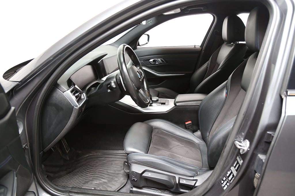 BMW 320d xDrive 190hk M Sport Sedan MHEV Cockpit P-Värmare Drag 2021