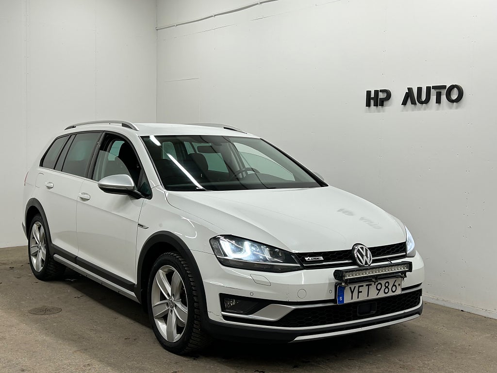 Volkswagen Golf Alltrack 2.0TDI 4M Premium Drag D-värm B-kam