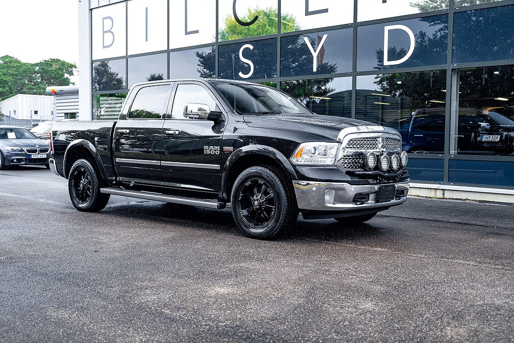 Dodge RAM 1500 Crew Cab 5.7 V8 HEMI|4x4|LARAMIE|*Leasebar*|395hk|